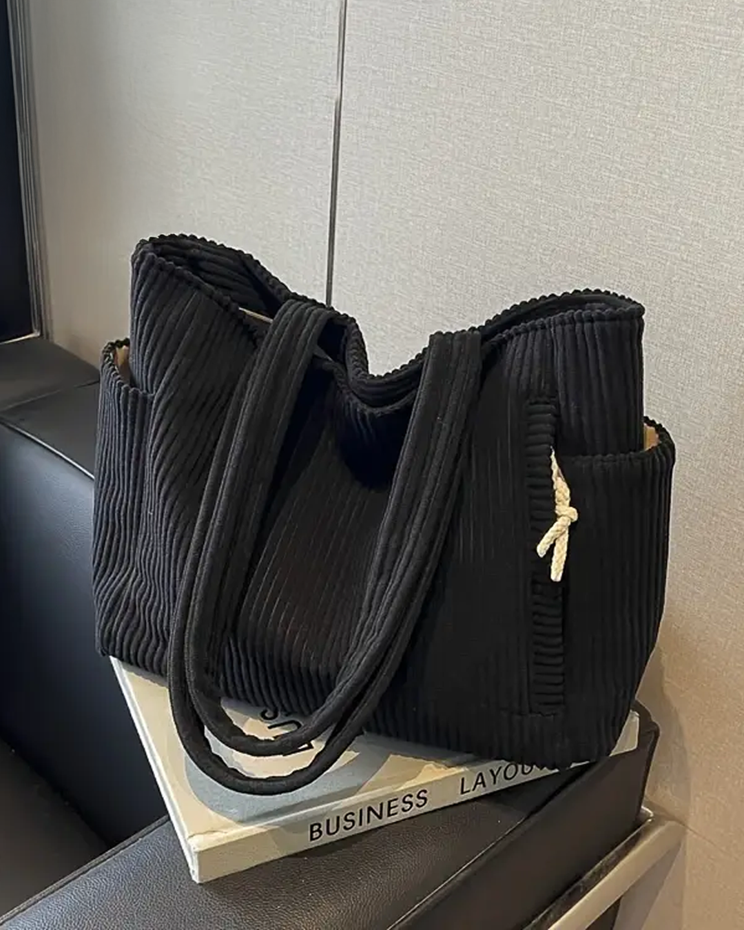 Tilda – Textured tote bag with drawstring detail